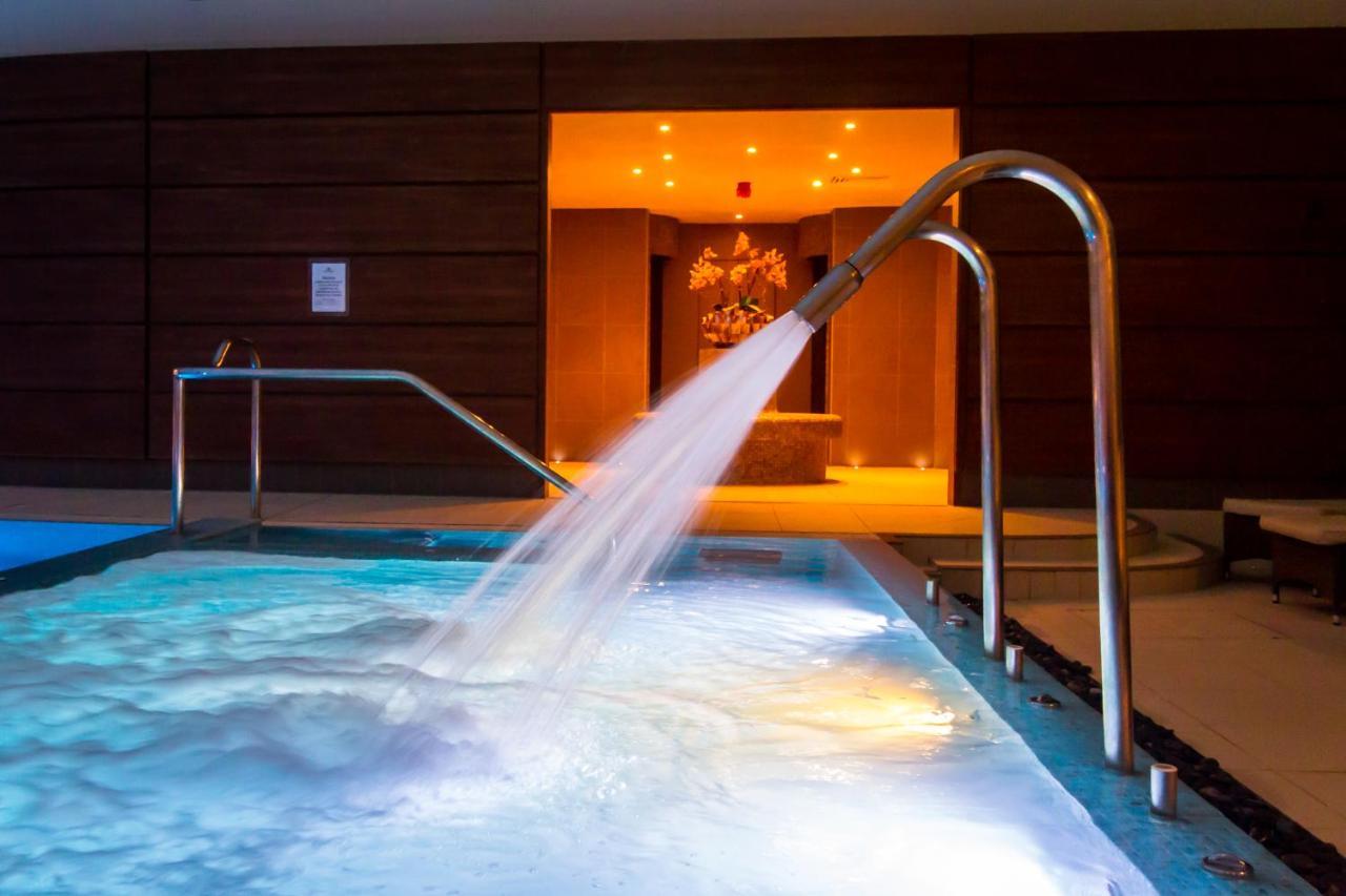 The Mere Golf Resort & Spa Zewnętrze zdjęcie